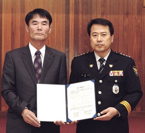[이런일] 거창署-편의점 신고제 도입 MOU