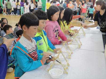 동호초교 과학·환경 창의 한마당 열어