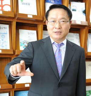 대구 창조경제·경북 허리경제 싱크탱크로…이주석 신임 대경연구원장