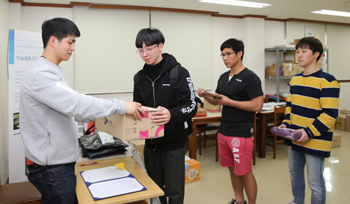 택배 관리 교내 협동조합, 새 사업 모델로 등장