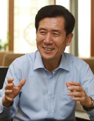 [포항, 이제는 4차 산업혁명이다] “스마트 공장 늘려 제조업 혁신”