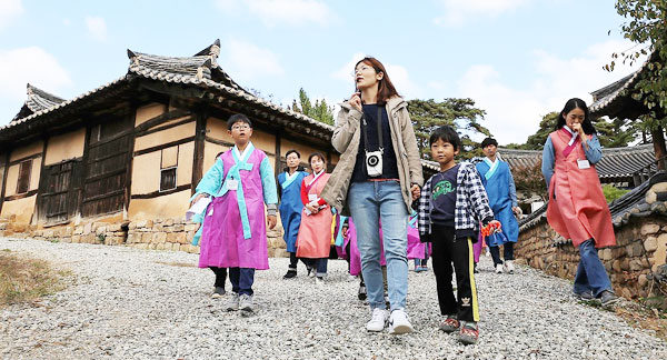경북미래문화재단 꼬마도령의 놀이터 2년 연속 향교·서원활용 우수사업에