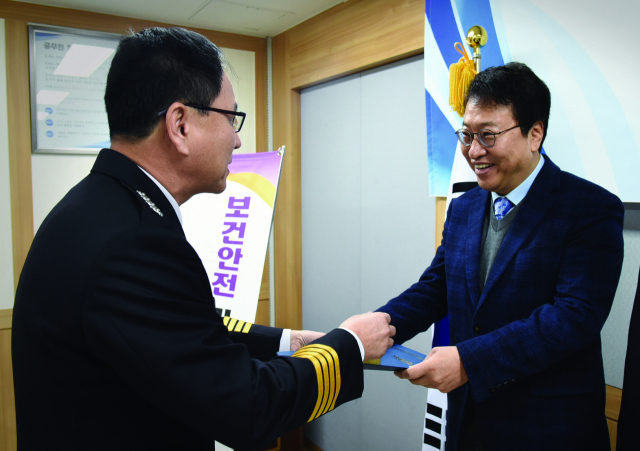 이진용 아이컴 대표에 하트 세이버 증서