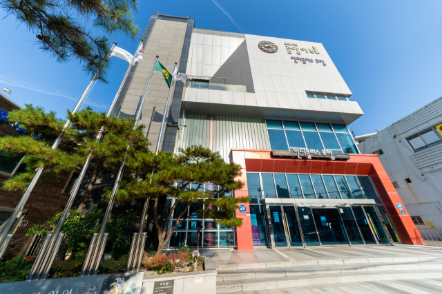 포항에는 경북 유일의 대규모 독립영화전용관 인디플러스 포항이 있다