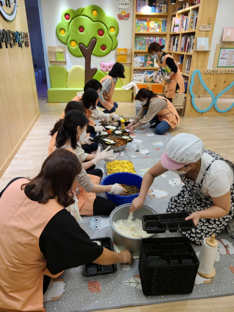 수성아이파크 어린이집, 사랑의 도시락 직접 만들어 기부