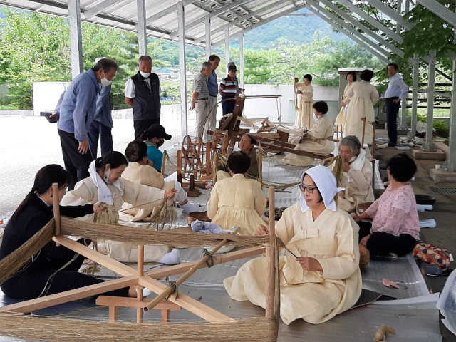 경남 거창삼베길쌈보존회 공개행사활동 및 4개 무형문화재 기록사진 전시회