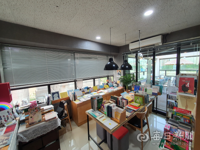 [문득 동네책방] <19>북스테이에 최적 안녕그림책방