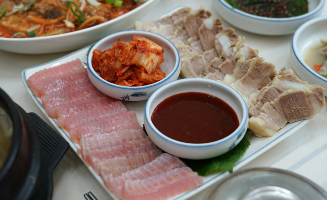 전라도 홍어로 속여 4년간 5500㎏ 팔아치워…알고보니 일본산