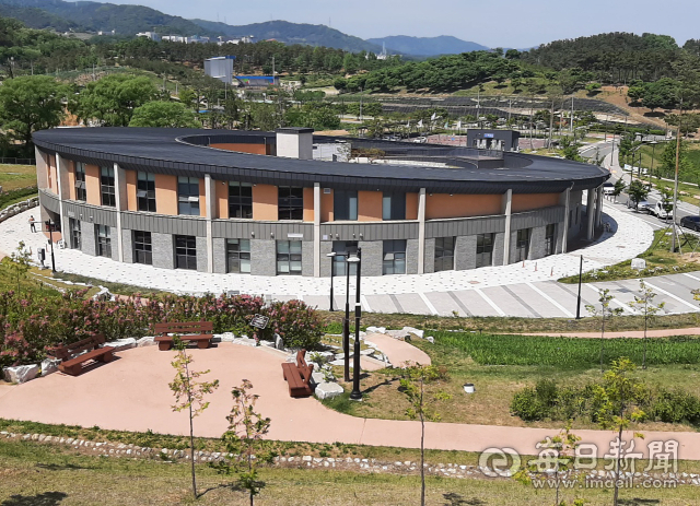 경산동의한방촌 내년 1월 1일부터 휴관…경산시와 대구한의대 책임 공방