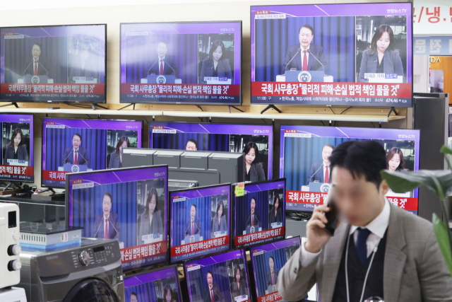 들끓는 의료계 전공의가 처단 대상? 분노…전의교협·전의비 공동성명