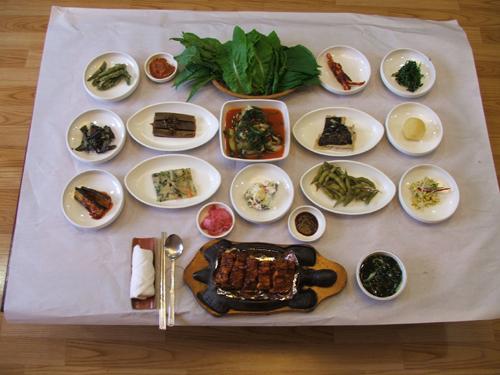 ‘궁남지도 식후경’  ■ 장어구이