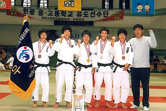 청양 청신여중, 전국 유도 제패