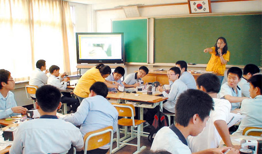 서산 서령중 ‘이동전자교실’ 인기