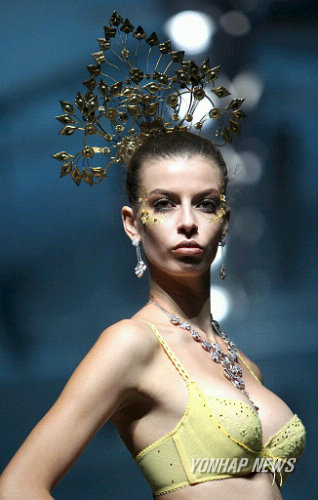 SINGAPORE FASHION FESTIVAL 2008