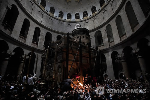 MIDEAST JERUSALEM HOLY FIRE