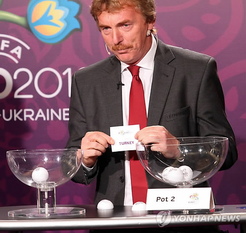 POLAND SOCCER UEFA EURO 2012 PLAYOFF DRAW