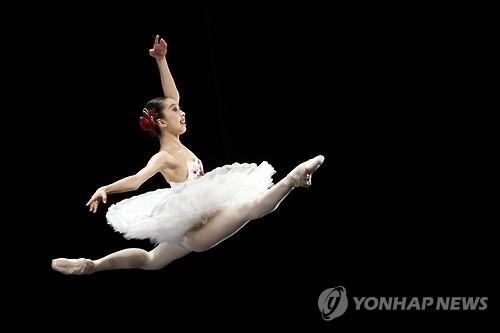 SWITZERLAND DANCE PRIX DE LAUSANNE