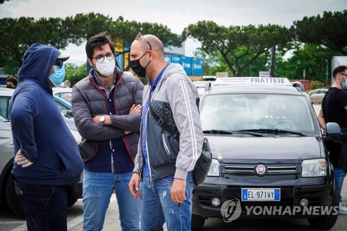ITALY PROTEST PANDEMIC CORONAVIRUS COVID19
