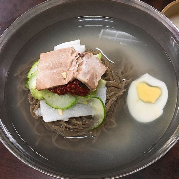 코끝까지 새콤한 &apos;서울 막국수 맛집&apos; 톱5