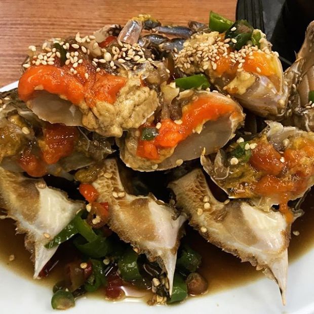 생각만 해도 침이 꼴깍...밥도둑 간장게장
