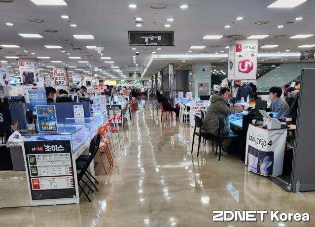 갤럭시S23 공식 출시날, 불법 보조금 성지 판매