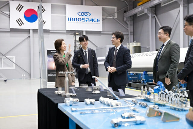 조성경 제1차관, 우주 기업 현장 투어