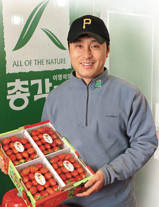 LG전자가 벤치마킹 한 ‘총각네 야채가게’ 이영석 사장