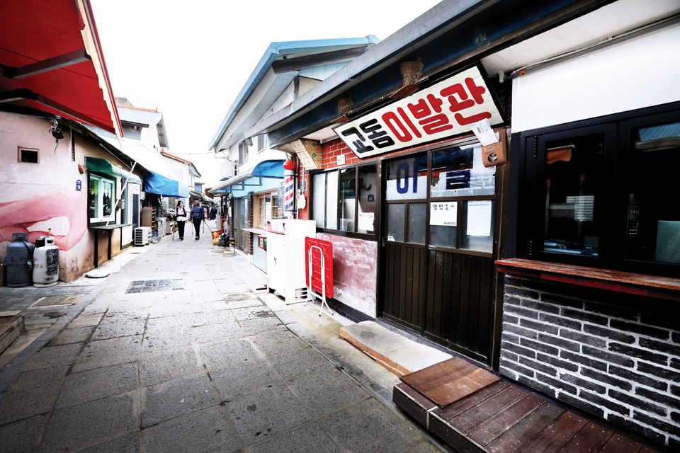 [교동도 대룡시장] 시계 바늘이 70년대에 멈춘 곳, 참맛을 찾다