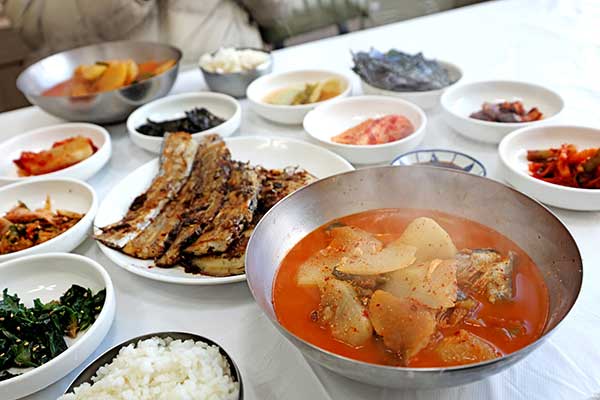 가격 착하고 맛은 비싼 통영 산행 후 맛집 [통영 맛집]