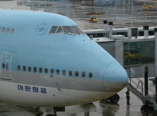 고유가에 휘청이는 운송업체…감축 운행 검토