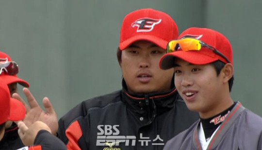 에이스 류현진 건재…한화, 두산에 4-1 승리