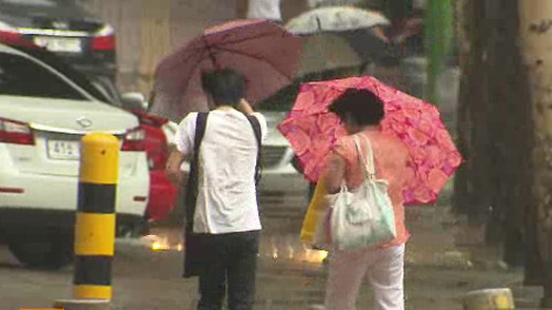 태풍 카눈 북상…200mm 이상 집중호우