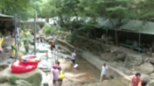4백억 들여 계곡 식당 집단이주…일부 반발