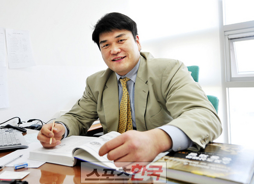 [스포츠 레전드] ‘모래판의 황태자’ 이태현, “언제부턴가  ‘교수님’ 이 천직 같아요”