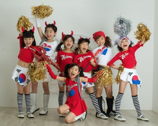 7공주, 지하철 콘서트서 이효리 춤 눈길