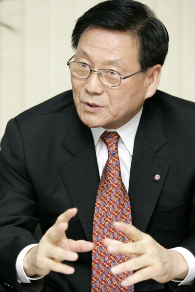 롯데엔터 충무로, 디시네마 걱정마라③