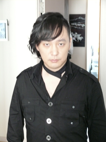 감량 신해철, 홈페이지에 사진 공개 동안