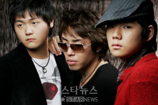 엠투엠 손준혁, 소속사에 하천인 줄 모르고 헤엄