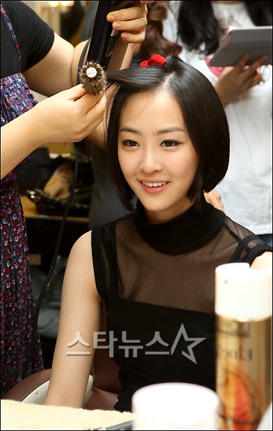 [★포토]씨스타 막내 다솜, 살 빠지고 더 예뻐졌네~[씨스타24시]