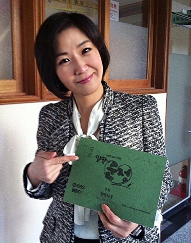 서이숙, 일말의 순정 합류..노처녀 여교사 변신