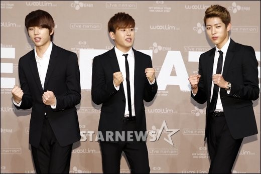 [★포토]우현-호야-성열 월드투어 자신있습니다!