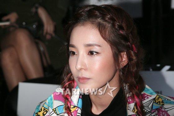 [★포토]산다라박, 매력적인 브이 라인 턱선