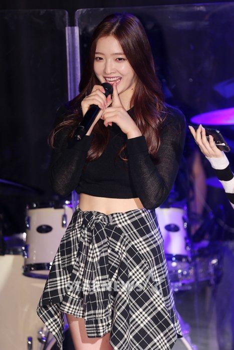 [★포토]은진, 저희 무대 어때요?
