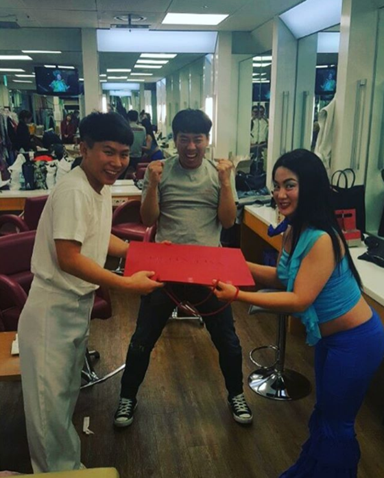 채무관계 청산 박나래, 원금상환+명품백 선물 인증 혹시 혼수니?