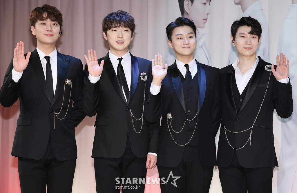 [★포토]포레스텔라, 데뷔 인사드립니다