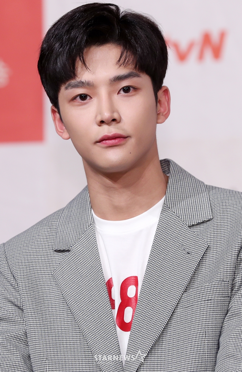 [★포토]로운, 빨려들어가는 마성의 잘생김
