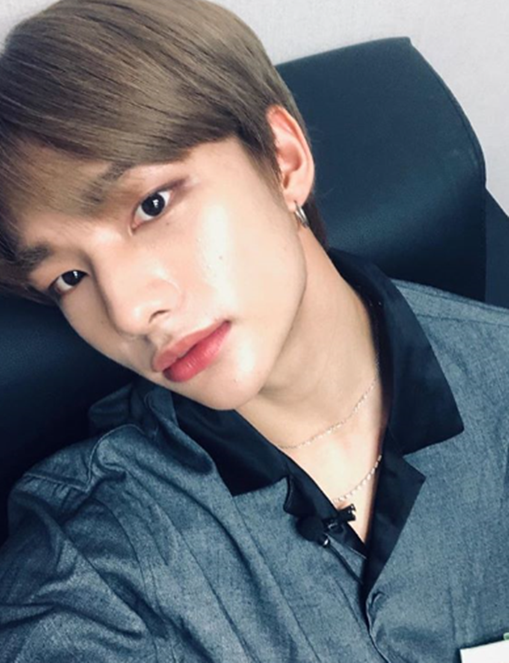 스트레이 키즈 현진, 어느 각도에서 찍어도 잘생김