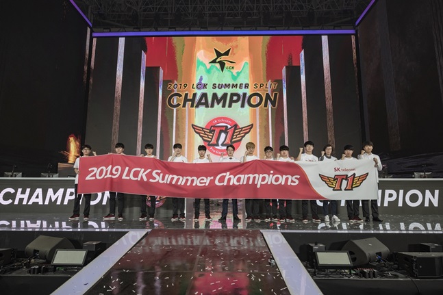 도장 깨기 SKT T1, 그리핀 누르고 통산 8번째 LCK 우승 달성