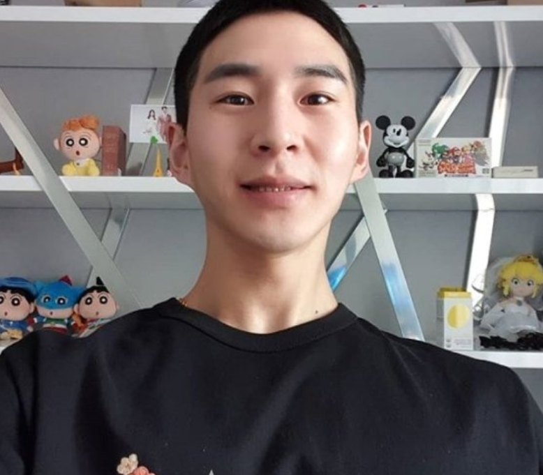 밴쯔, 잇포유 대표 사임 법적 책임 끝까지 질 것 [전문]