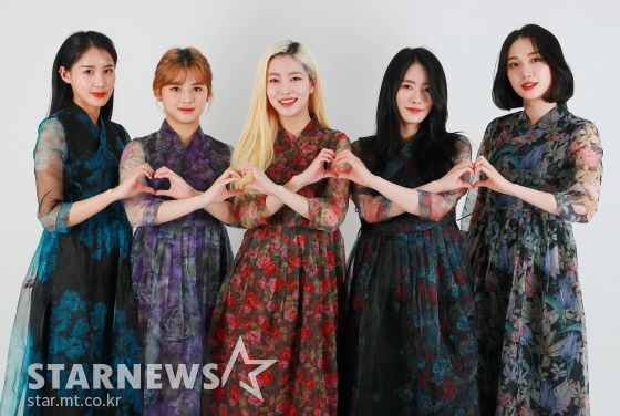 희나피아 2020년 엣지있게 컴백하고파[한복인터뷰]
